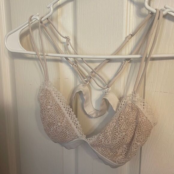 Victoria’s Secret Bralette EUC Size. small - Picture 1 of 5